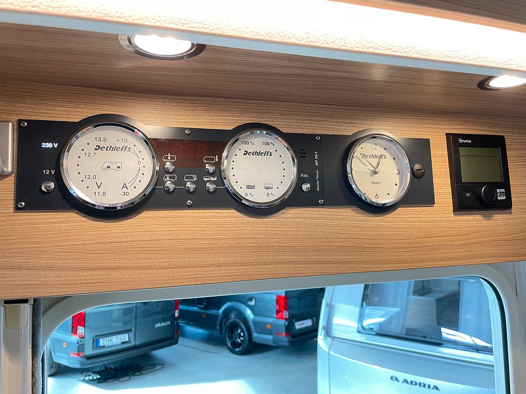 Dethleffs Globebus GT /Automat/AC bodel/Solcell/B-körkort - Dethleffs