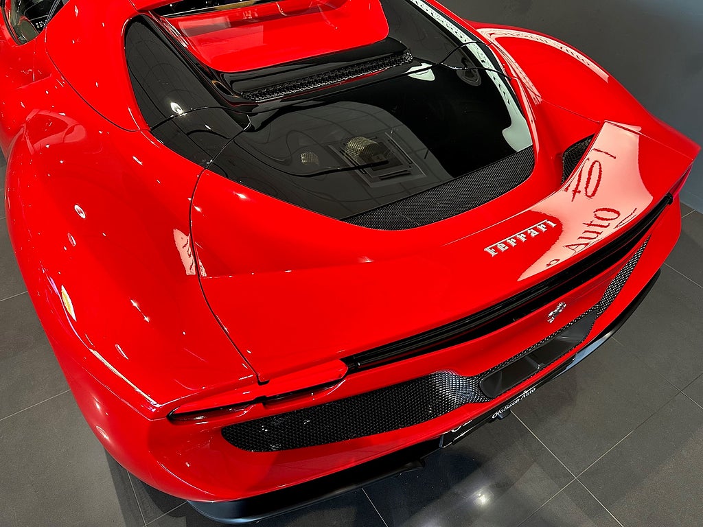 Ferrari 296 GTS 830 hk Lift / Leasebar / Carbon / JBL - bild 19