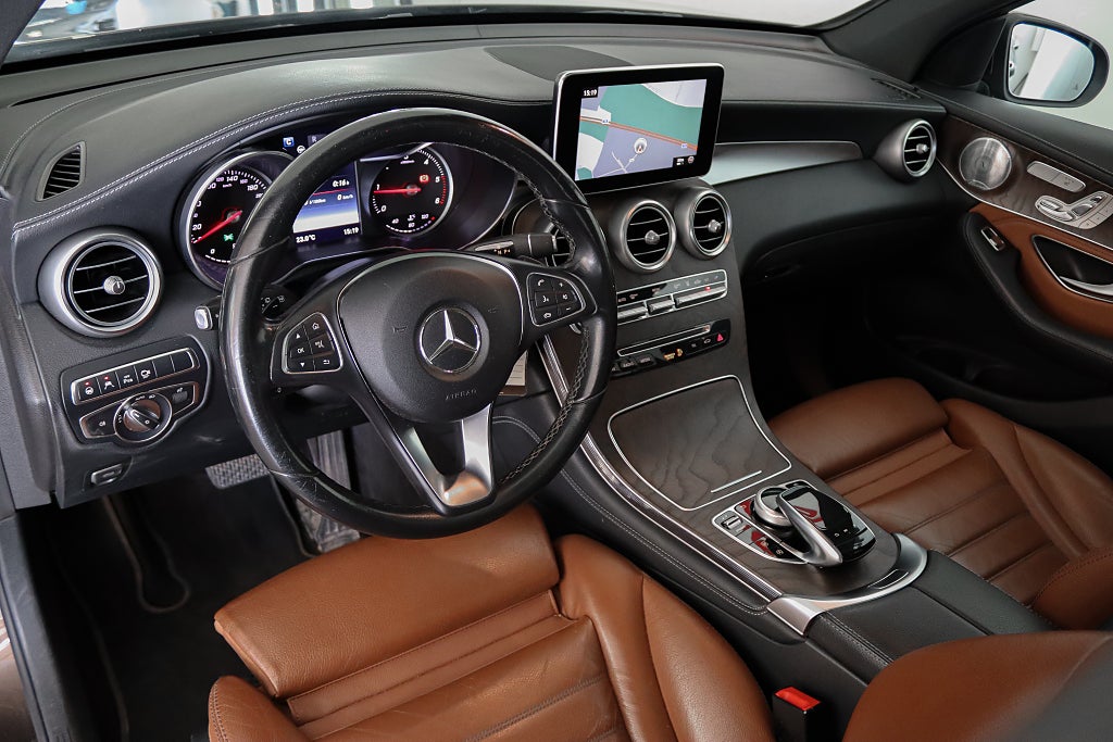 Mercedes-Benz GLC 250 d 4MATIC Exclusive 360° Burmester Värm 1 ägare Drag
