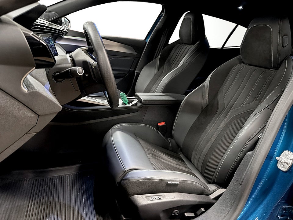 Bild på Peugeot 408 GT 1.2 PT 130hk Aut KAMPANJRÄNTA 3,99%