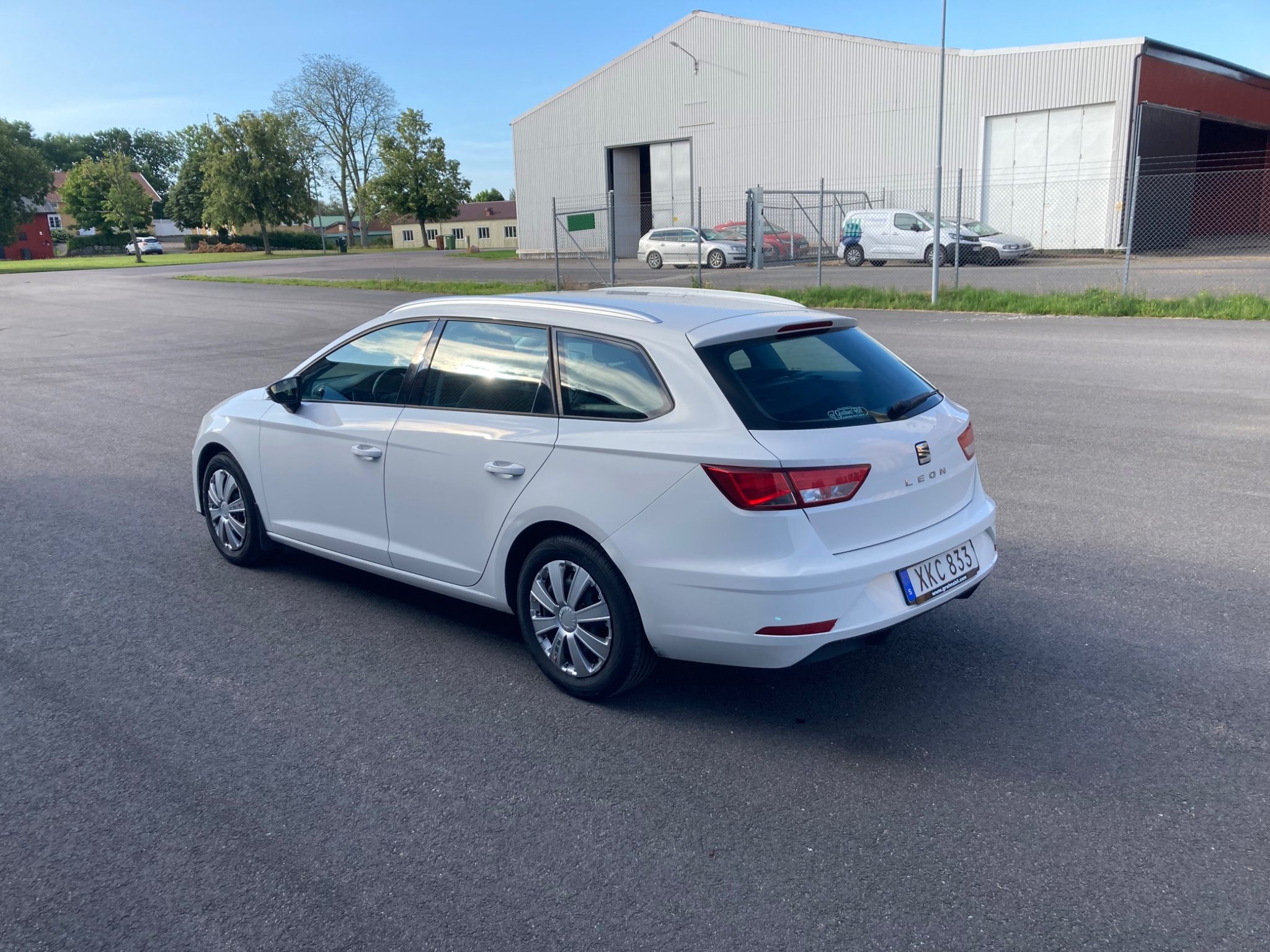 Seat Leon 1.6 TDI Euro 6 Kamrem bytt 2018, bild 7/52