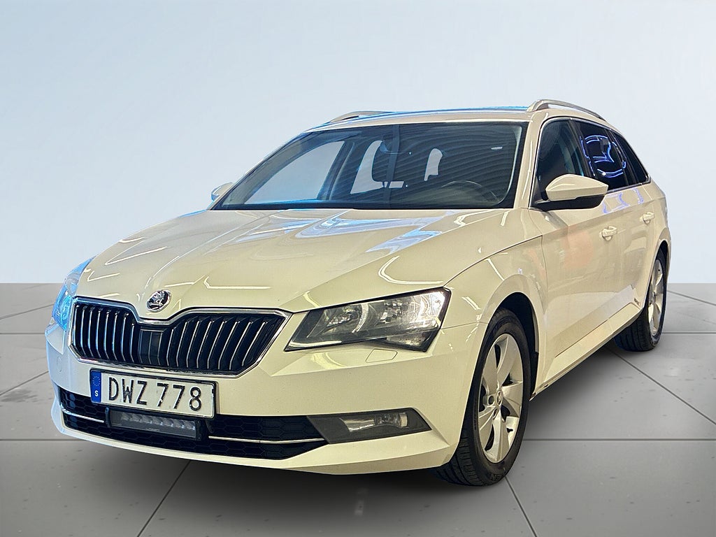 Skoda Superb 2.0 TDI SCR Rattvärme/SoV-Hjul/P-Sens/Drag/LED-ramp