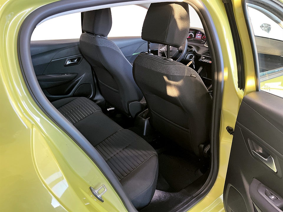 Bild på Peugeot 208 Active 1.2 PT 75hk - CARPLAY, BACKSENSORER
