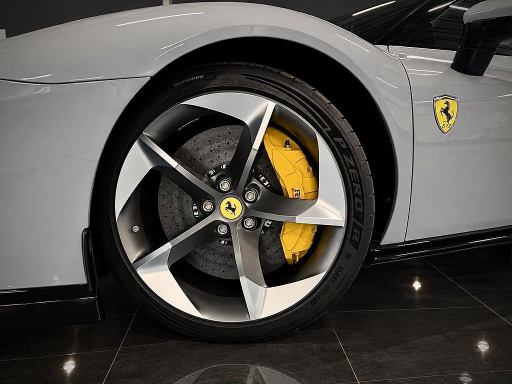 Ferrari Testarossa Carbon Lift LED Grigio Squalo 1050 hk - bild 9