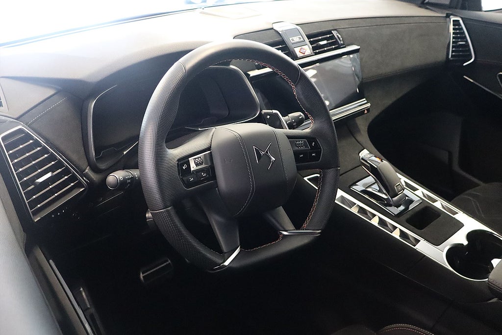 Bild på DS 7 Crossback Pallas 1.5 BlueHDi 130hk Aut - M-BAKLUCKA,DRAG,B-KAMERA