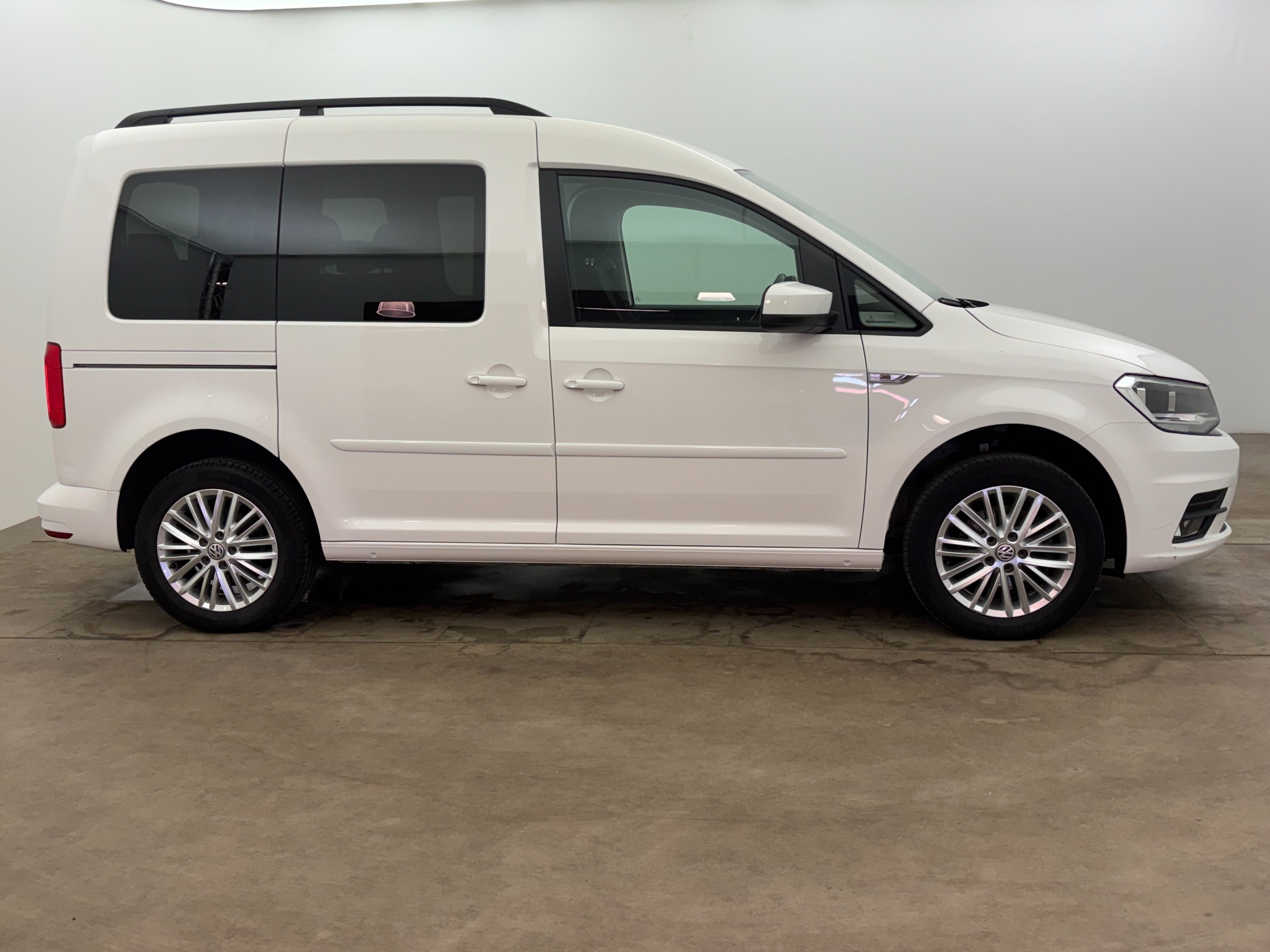 Volkswagen Caddy 2020, bild 7/45