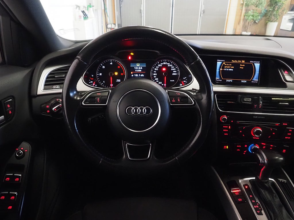 Audi A4 Avant 2.0 TDI Quattro S Tronic S-Line Drag PDC M-Värm