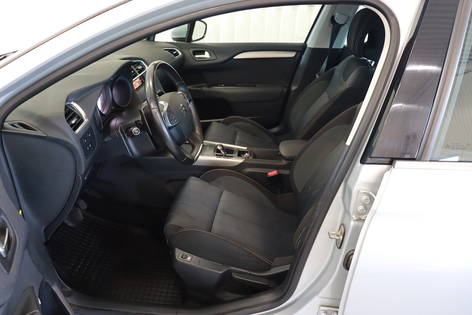 Citroen C4 2013, bild 4/10