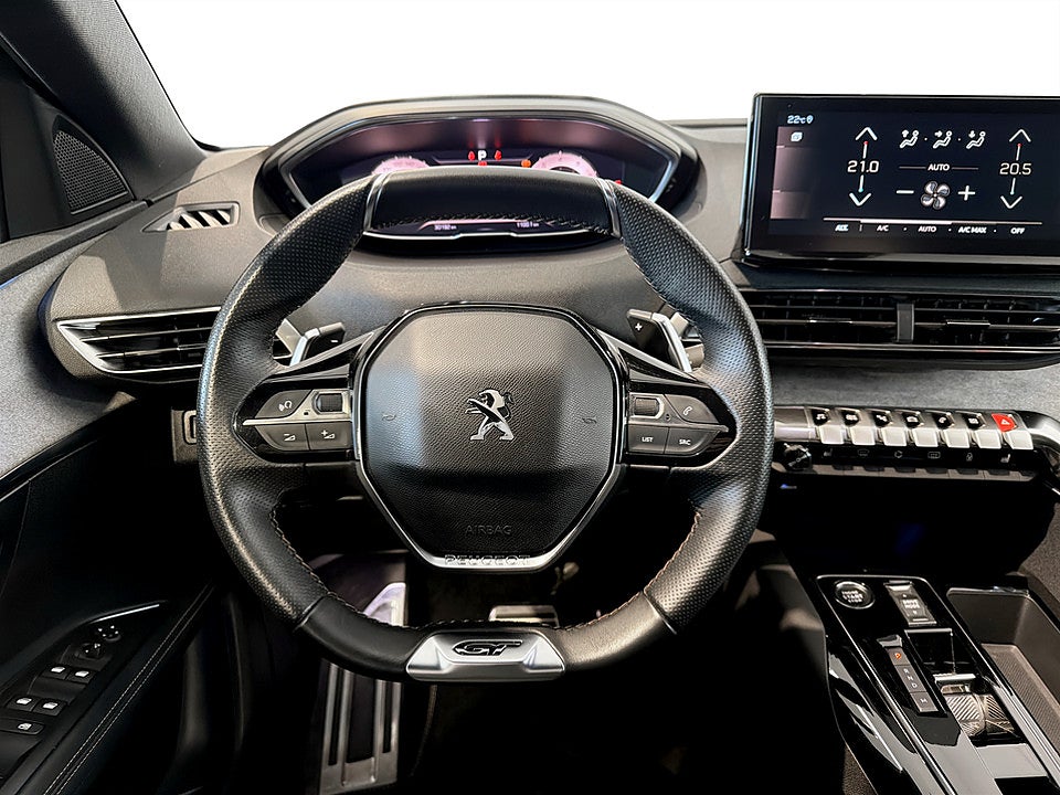 Bild på Peugeot 5008 GT 1.2 PT 130hk Aut 7-SITS B-KAMERA CARPLAY