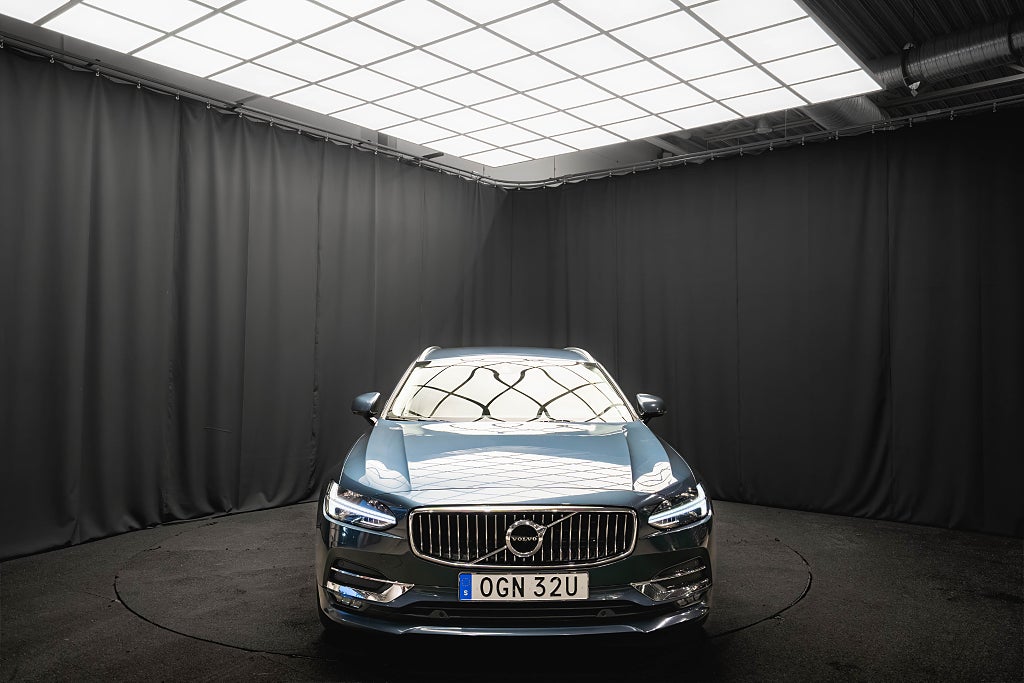 Volvo V90 D4 AWD Inscription LÄDER KAMERA D-VÄRMARE BLIS 2-ÄGARE