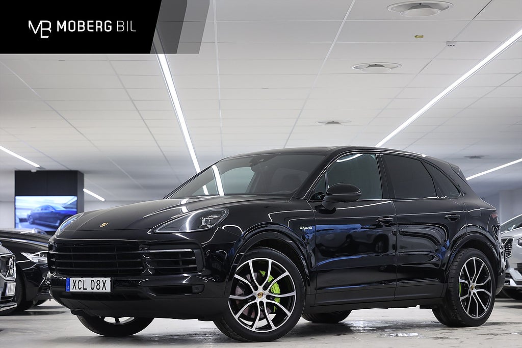 Porsche Cayenne E-hybrid 462hk Chrono Pano Bose Värmare Drag