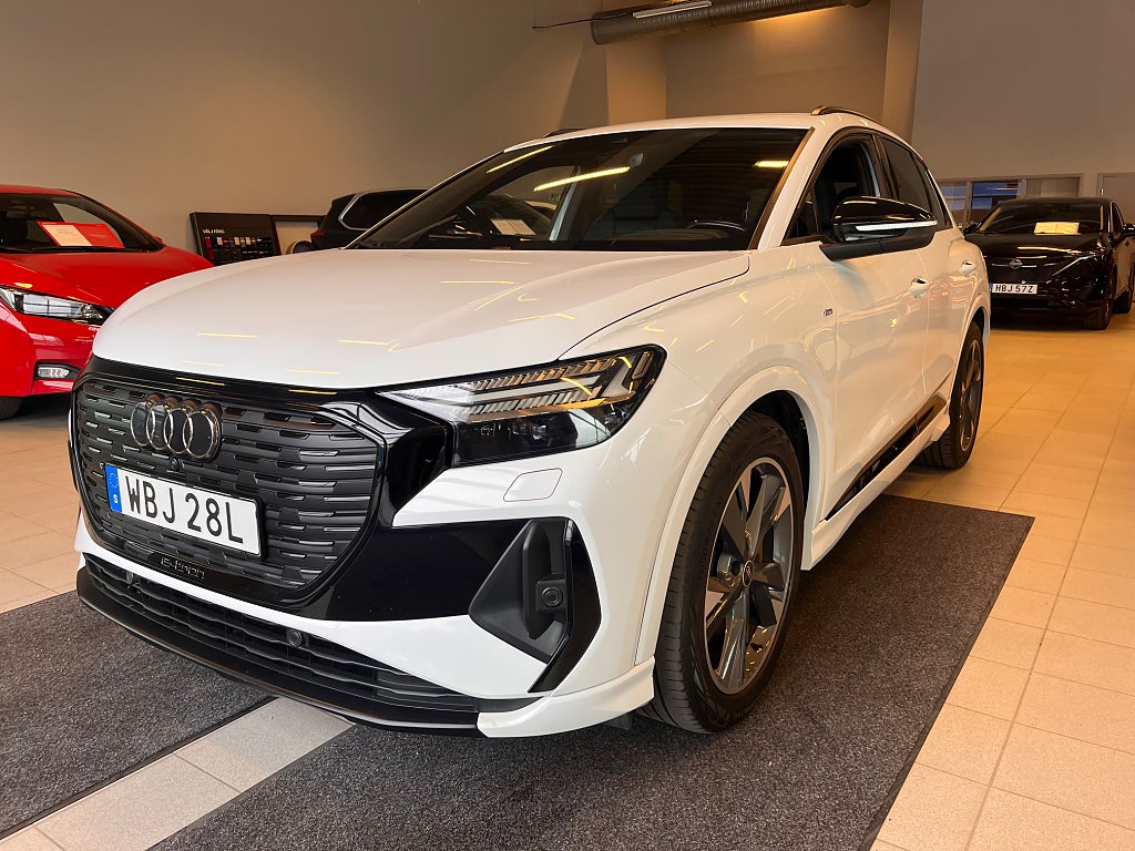 Audi Q4 E-Tron Q4 50 e-tron quattro Comfort, S Line Bra spec S+Vhjul