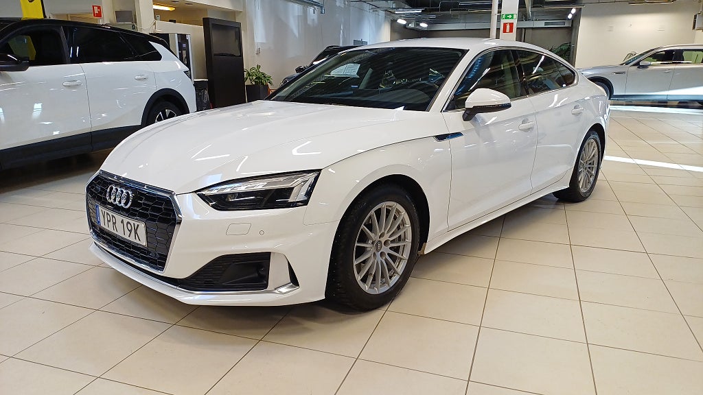 Audi A5 Sportback 45 TFSI quattro AUT Comfort (drag+värmare)
