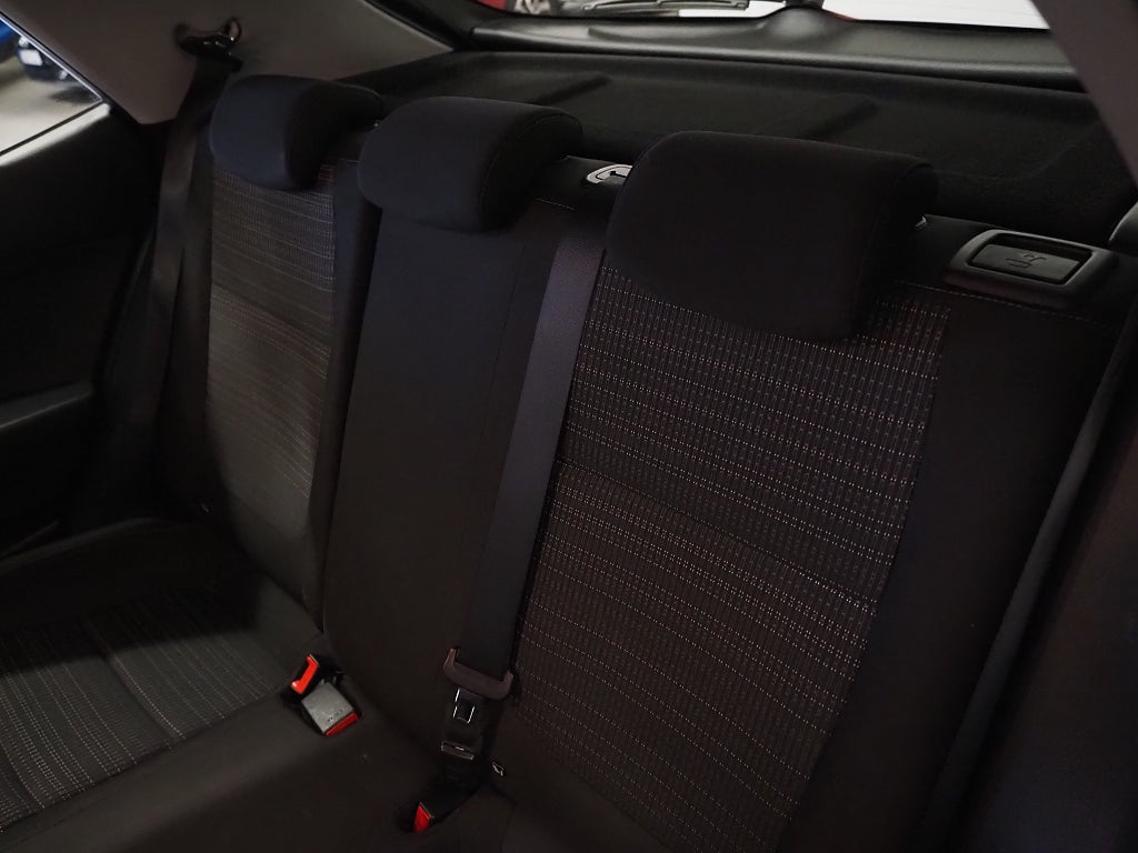 Kia Stonic 1.4 MPi 99hk Advance Backkamera Dragkrok 2018