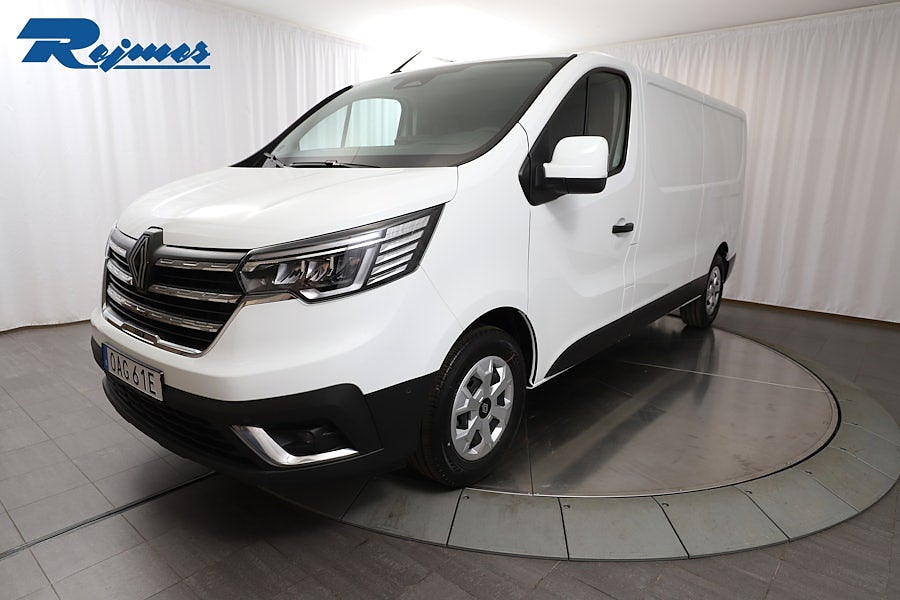 Renault trafic III Skåp PhII Nordic L2H1 170 A (9-växlad) värmare