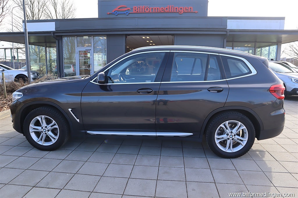 BMW X3 xDrive20d 190hk X line Dieselvärmare drag Navi 1 brukare