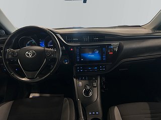 Toyota Auris Hybrid e-CVT Active Vinterhjul/Backkamera/BT