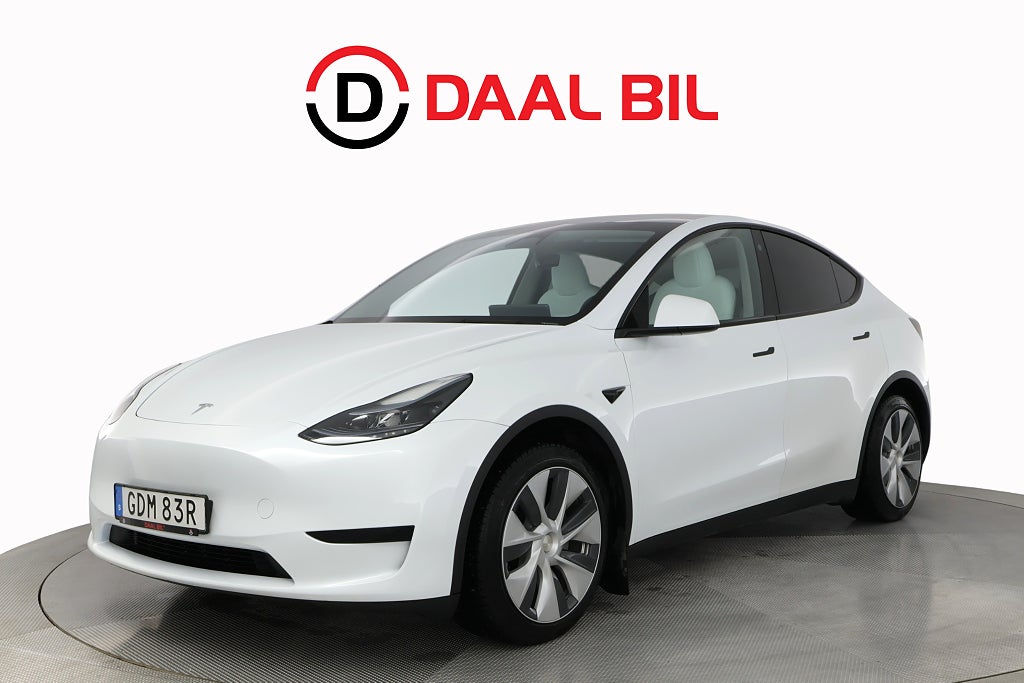 Tesla Model Y STANDARD RANGE RWD 299HK 60kWh PANO P-VÄRM NFC B-KAM