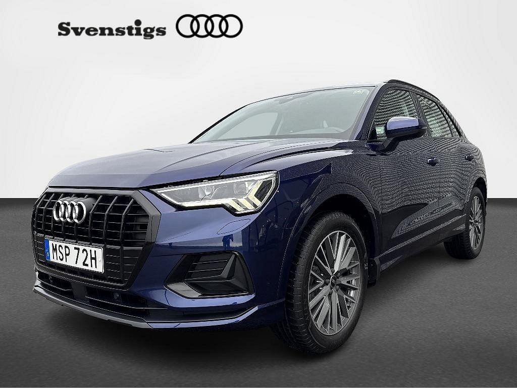 Audi Q3 35 TFSI 150hk Värmare Drag Svart Optik