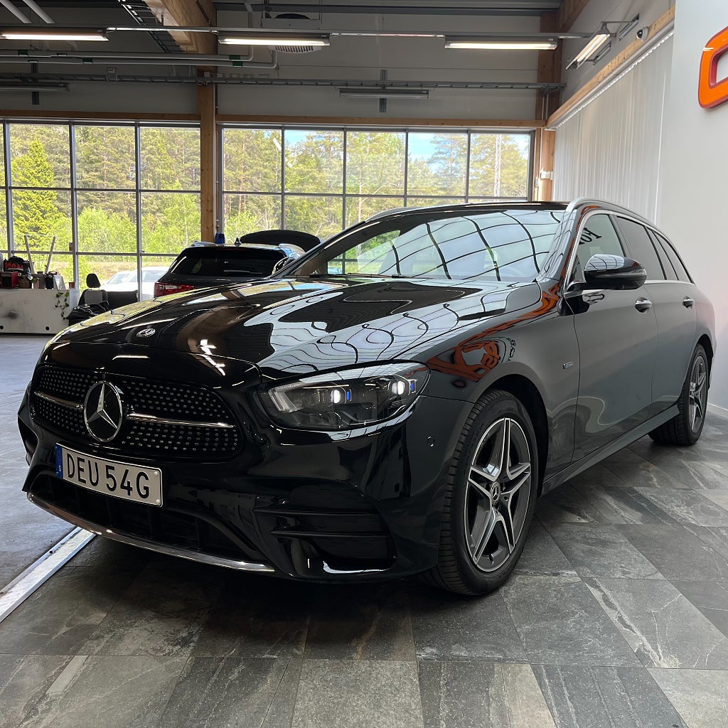Mercedes-Benz E 4,99% 300 T de AMG Premium Widescreen 360° Drag