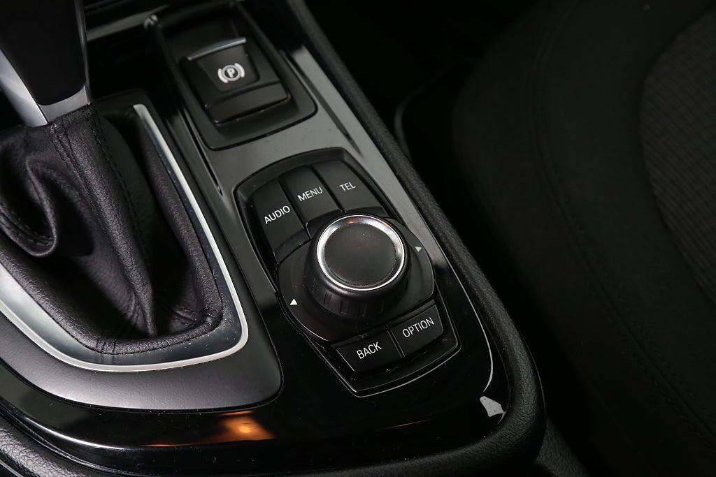 BMW 218 d Active Tourer Advantage Aut P-sensorer