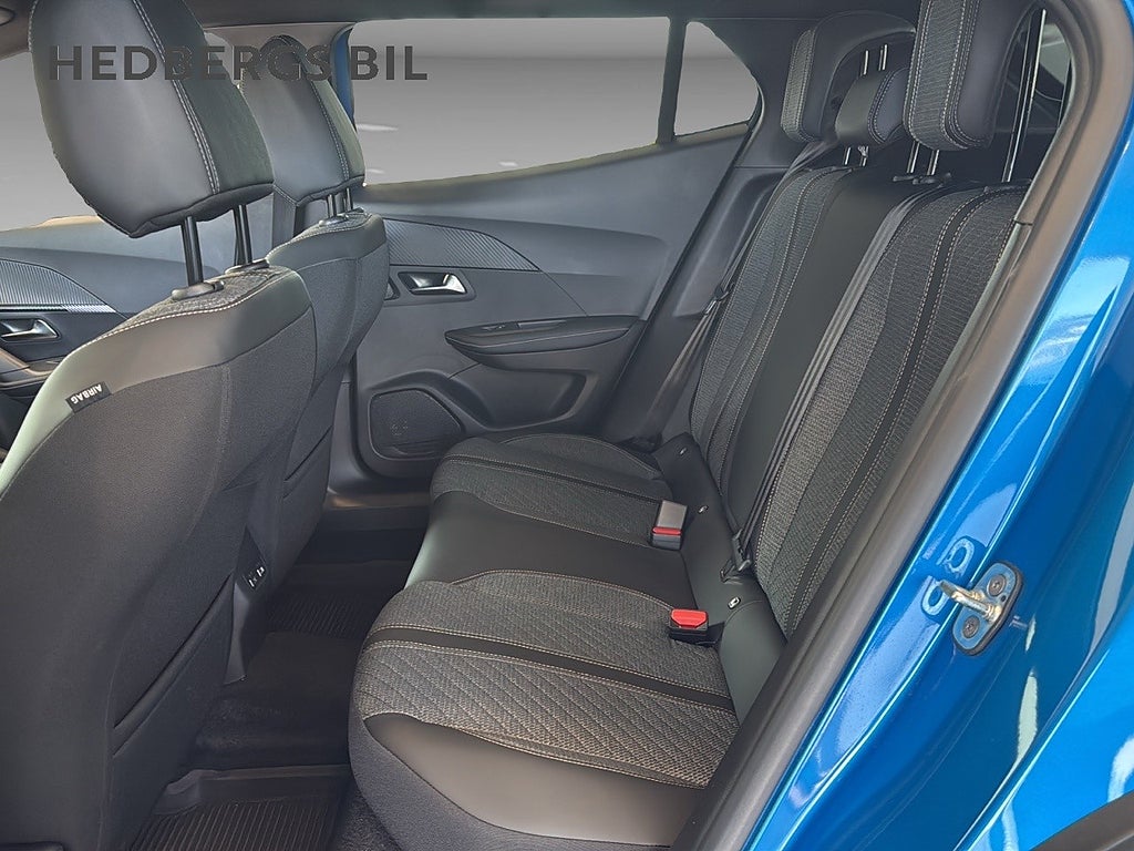 Peugeot 2008 Allure/ Edition 1.2 PureTech 130 hk thumbnail