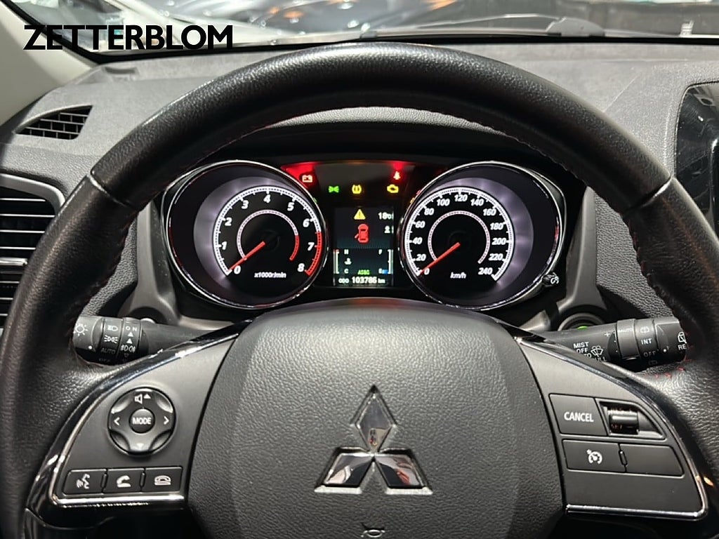 SUV Mitsubishi ASX 11 av 19