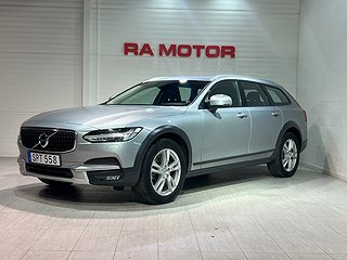Kombi Volvo V90 Cross Country