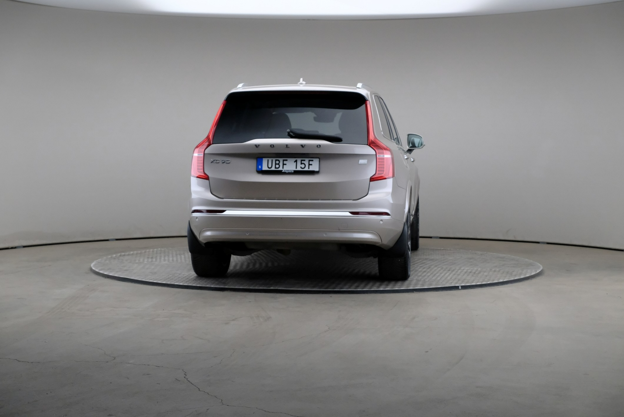 Volvo XC90 2023, bild 2/10