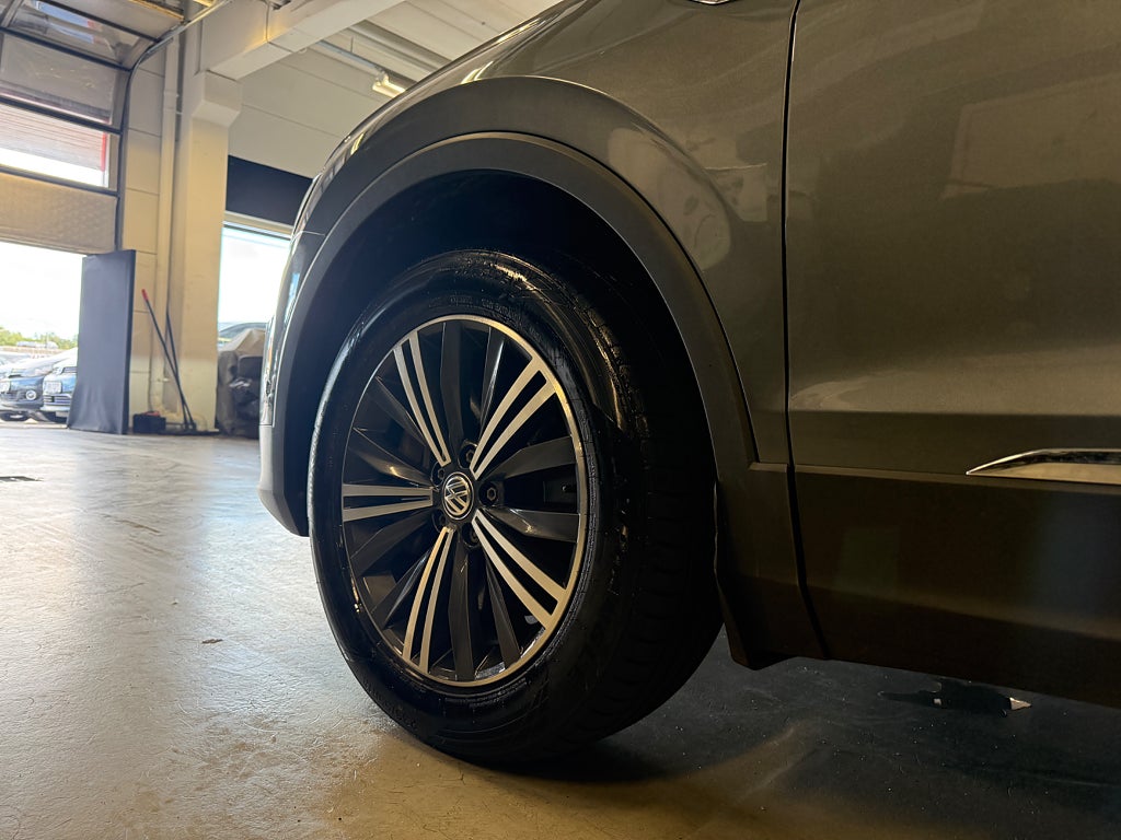 Volkswagen Tiguan 2018 - miniatyr 11