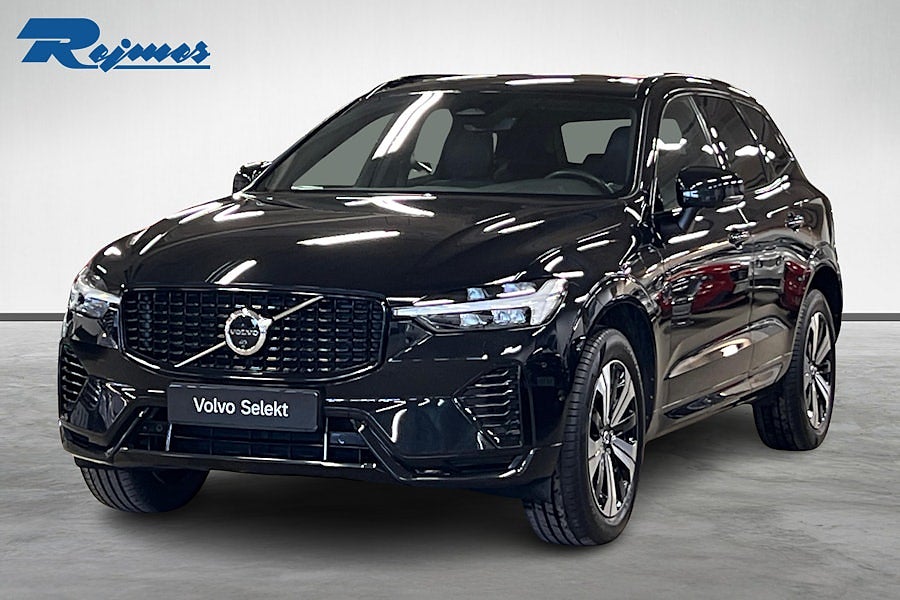 Volvo XC60 T6 Plus Dark Edition/360 kamera/NappaLäder/HarmanKardon