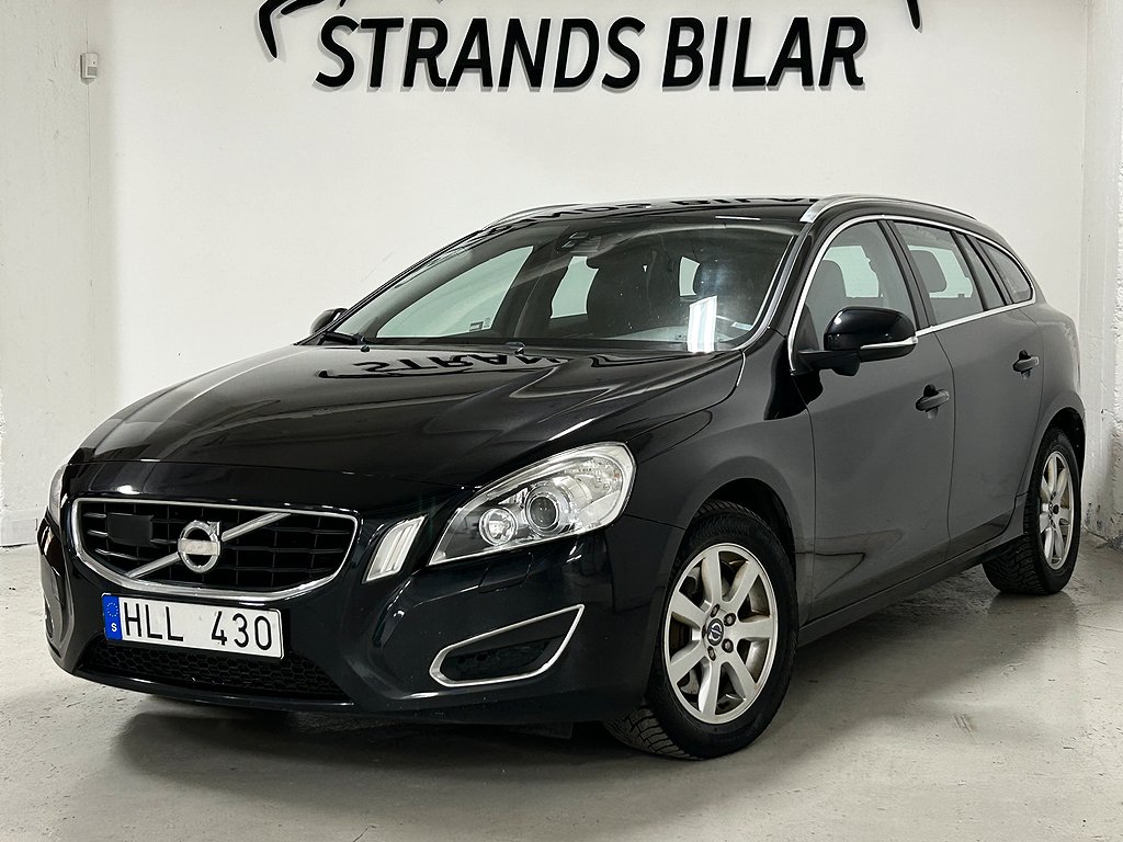 Volvo V60 D5 AWD Summum /Kamera /Skinn /Kamrem bytt /1 Ägare