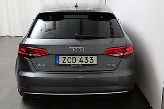 Halvkombi Audi A3 7 av 24