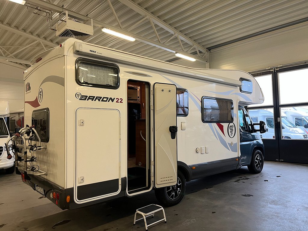 Elnagh Baron 22  / Automat / AC bodel / 7 bältad / B-körkort - Elnagh