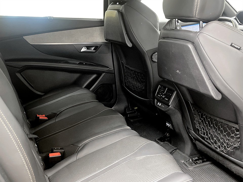 Bild på Peugeot 5008 GT 1.2 PT 130hk Aut 7-SITS B-KAMERA CARPLAY