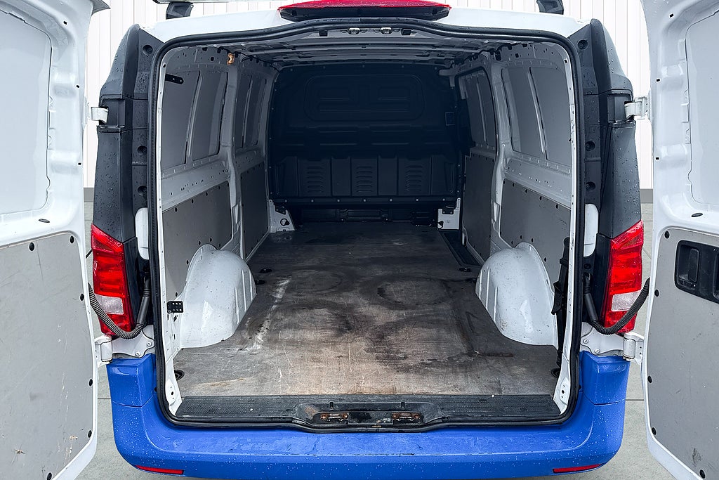 Mercedes-Benz Vito 2020 - miniatyr 16