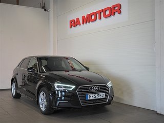 Halvkombi Audi A3