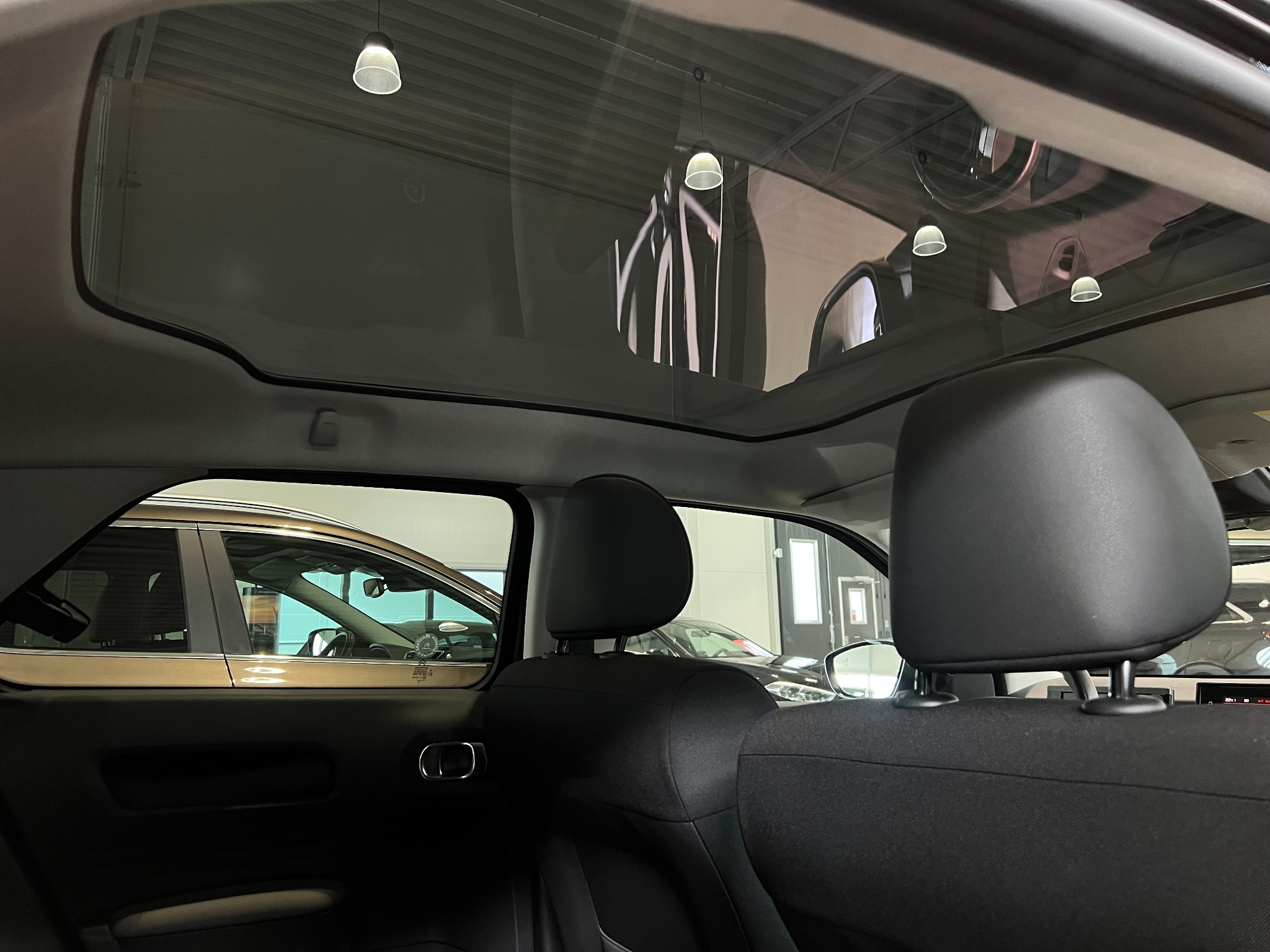 Citroen C4 Cactus 2018, kuva 7/48