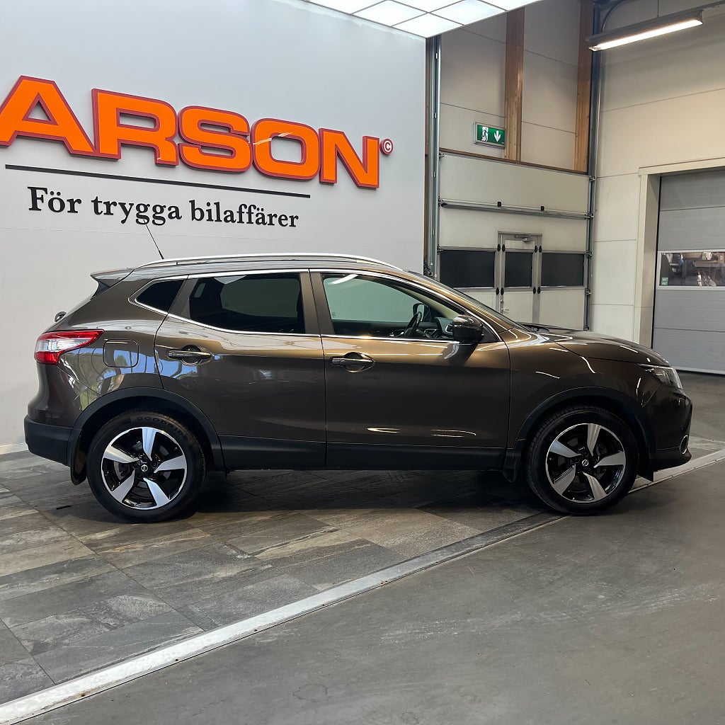 Nissan Qashqai 1.2 N-Connecta Panorama 360-Kamera Navi