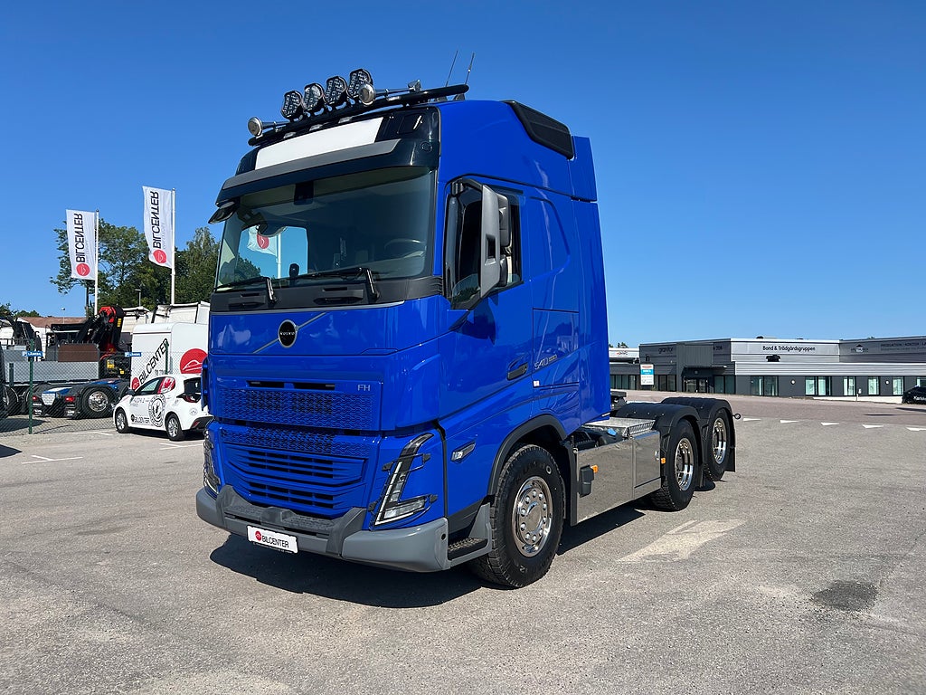 Volvo FH13 540 6x4 Dragbil Lyftbar Tandem Axel, Hydraulik, Fullutrust.