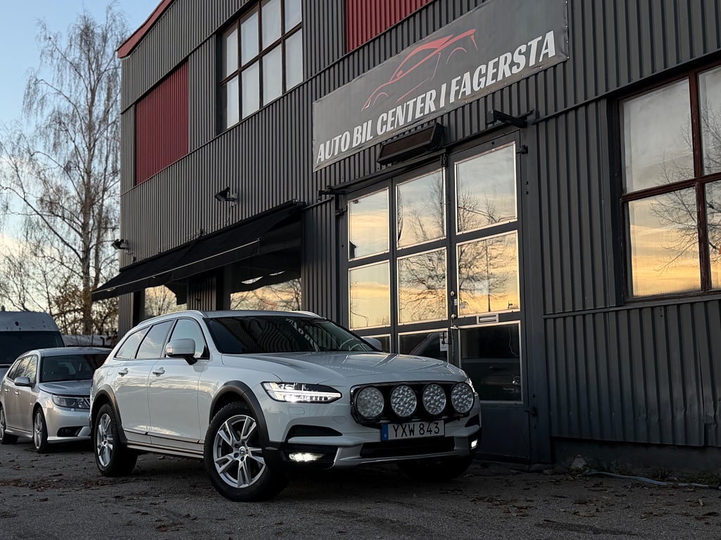 Volvo V60 Cross Country