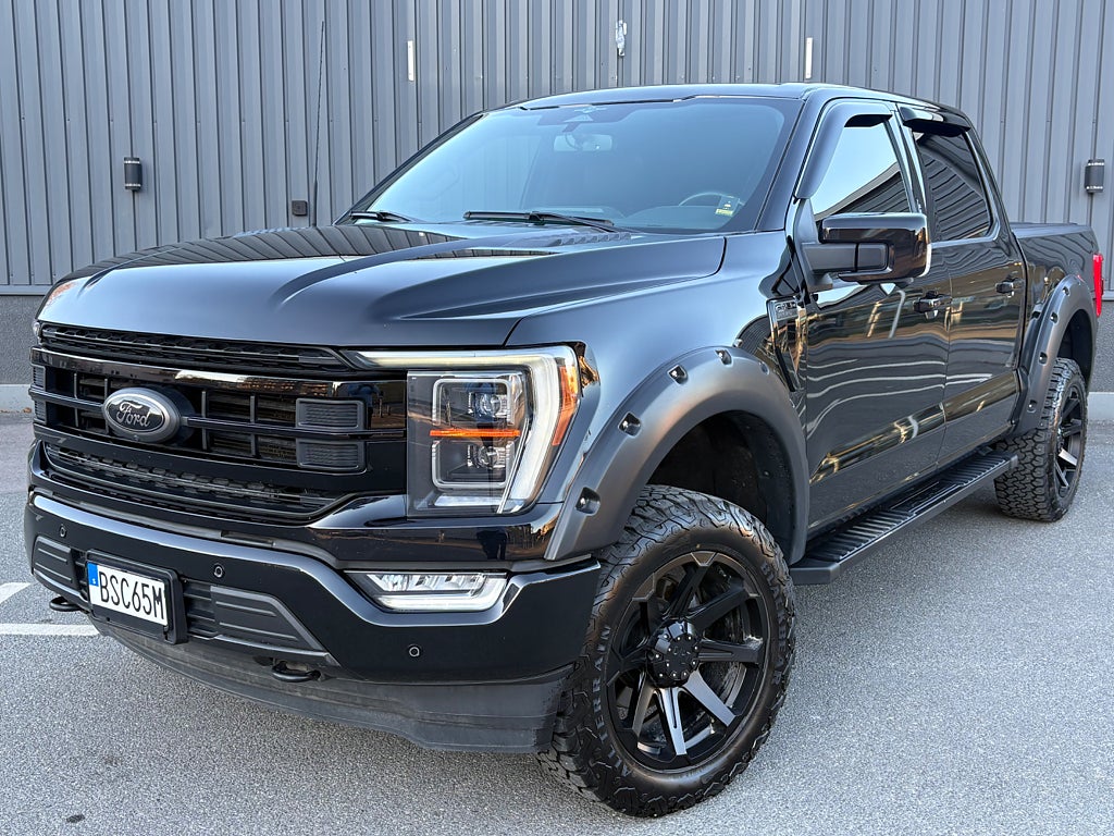 Ford F-150 SuperCrew | 5.0 V8 | Lariat Black Edition | Låg skatt 