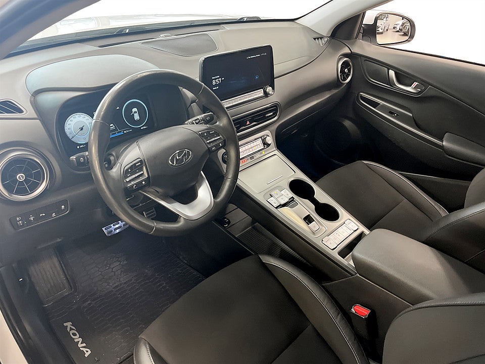 Bild på Hyundai Kona Essential 64kWh 204hk Aut KRELL B-KAMERA