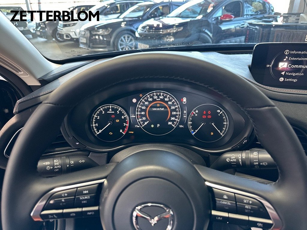 Kombi Mazda CX-30 10 av 19