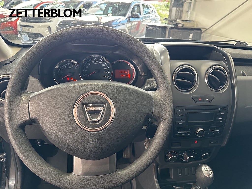 Kombi Dacia Duster 12 av 16