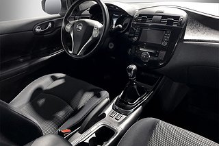Halvkombi Nissan Pulsar 12 av 18