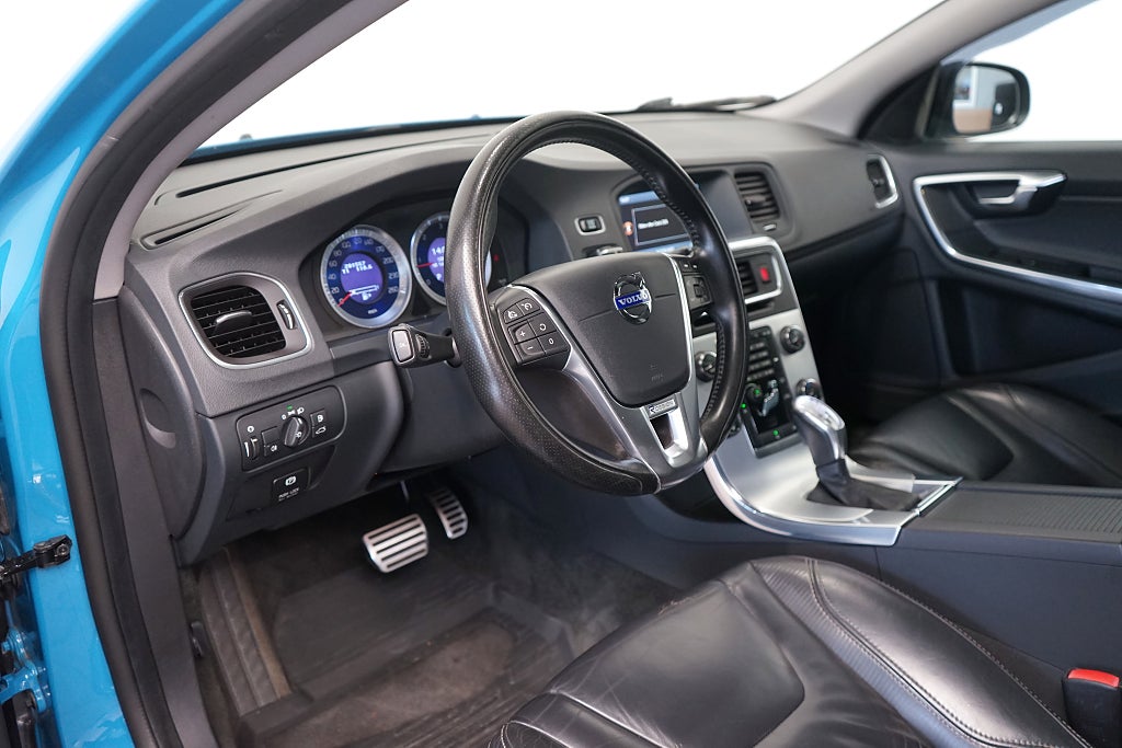 Volvo V60 D4 Automat R-Design Taklucka 163hk