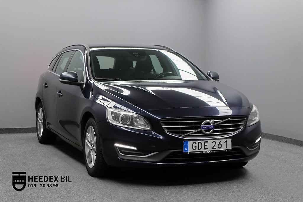 Volvo V60 D4 Geartronic 190hk Momentum Euro 6 Rattvärme Drag Navi