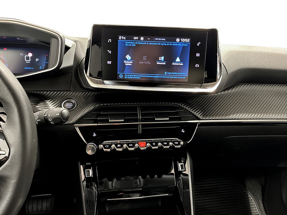 Bild på Peugeot 2008 Allure Pack 1.2 PT 130hk Aut B-KAMERA CARPLAY
