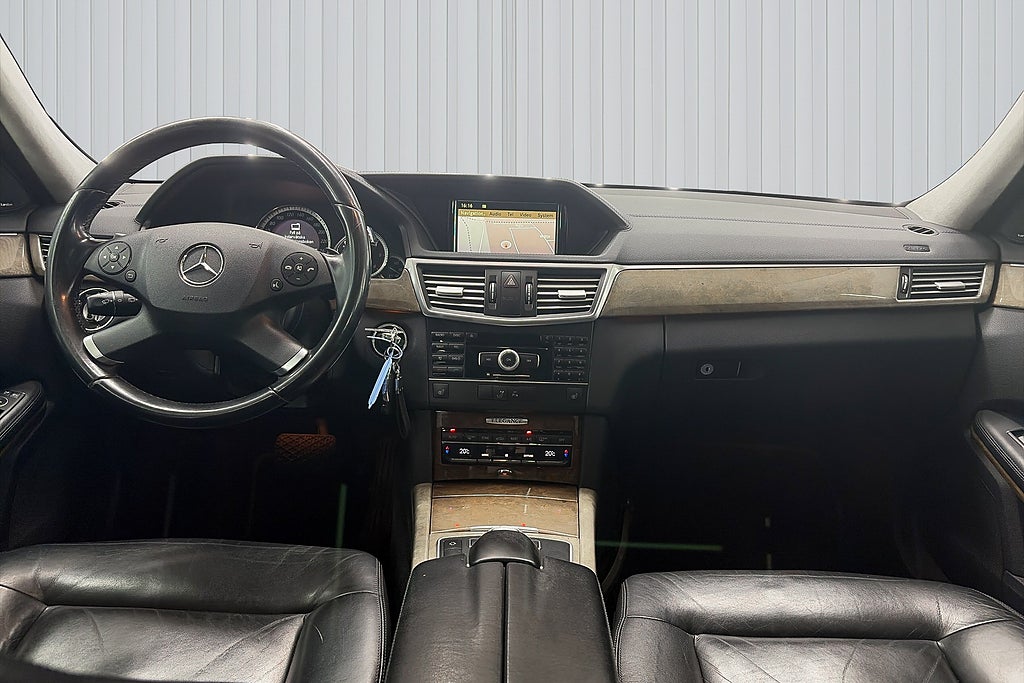 Mercedes-Benz E 2011